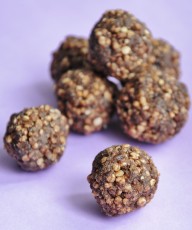 Puffed Quinoa Balls Recipe with protein powder - Vegan Family Recipes