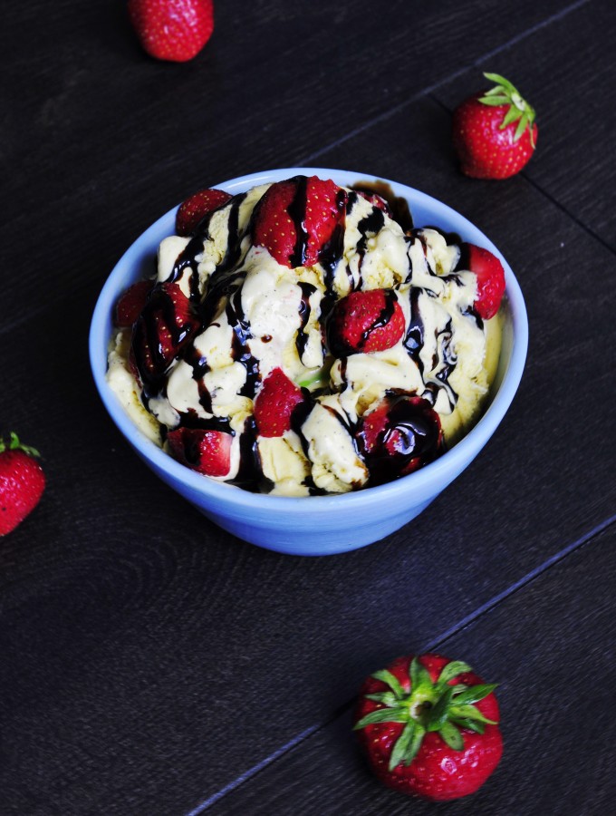Strawberry and Balsamic Vinegar Sauce Ice Cream - Vegan Family Recipes