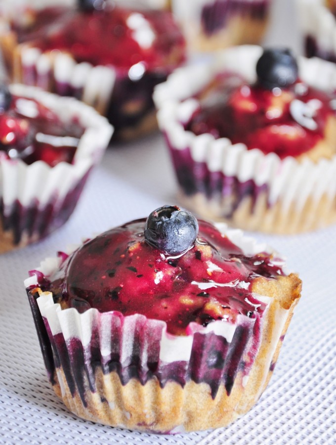 Glazed blueberry topping muffins recipe - Vegan Family Recipes