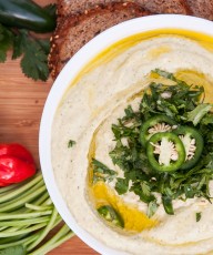 Jalapeno Cilantro Hummus Recipe - VeganFamilyRecipes.com #appetizer #dip #healthy
