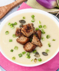 Vegan Potato Leek Soup Recipe with homemade whole wheat croutons and scallions | VeganFamilyRecipes.com | #healthy #potatoes