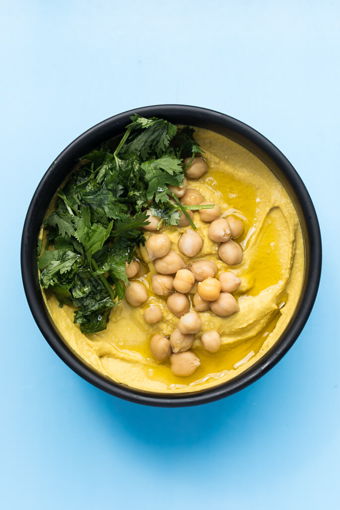 Creamy, Homemade Curry Hummus Recipe - Vegan Family Recipes #homemade #healthy